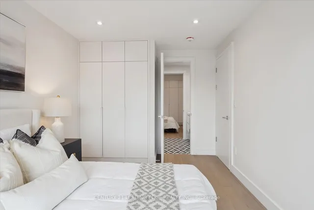 Additional image 32 of 257 Robina Ave