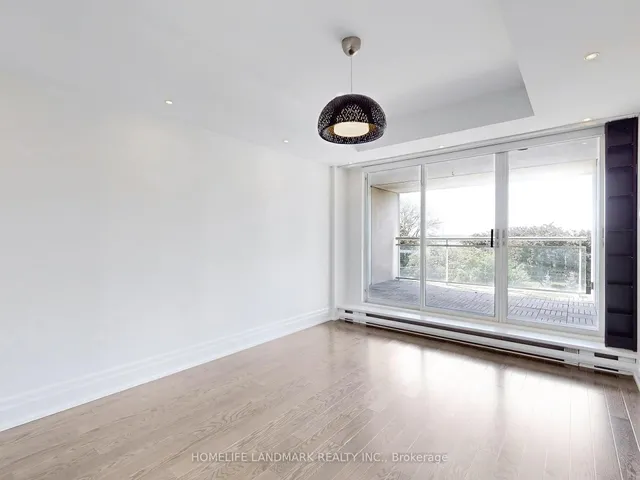 Additional image 12 of 480 Queens Quay Unit 304W