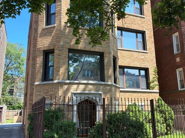 8013 S Phillips Ave, Chicago, IL 60617