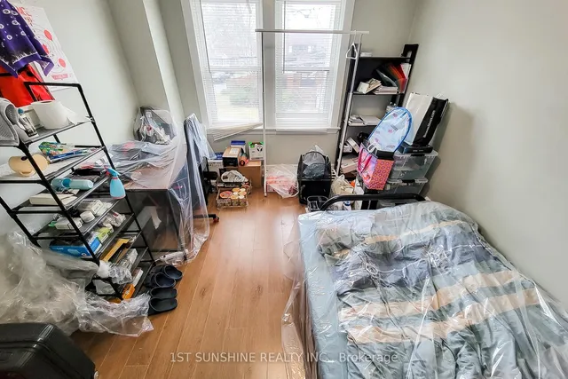 Additional image 20 of 63 Paisley Ave