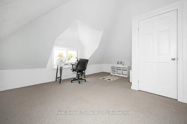 Additional image 21 of 18 Kensington Ave