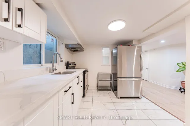 Additional image 42 of 18 Cadillac Ave