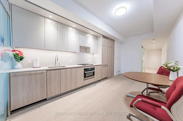 Additional image 20 of 81 Wellesley St Unit 307