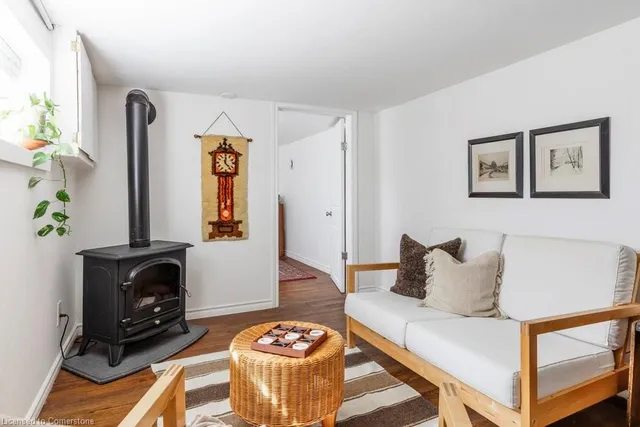 Additional image 35 of 47 Mayflower Ave