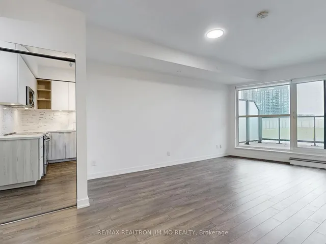 Additional image 19 of 30 Ordnance St Unit 511