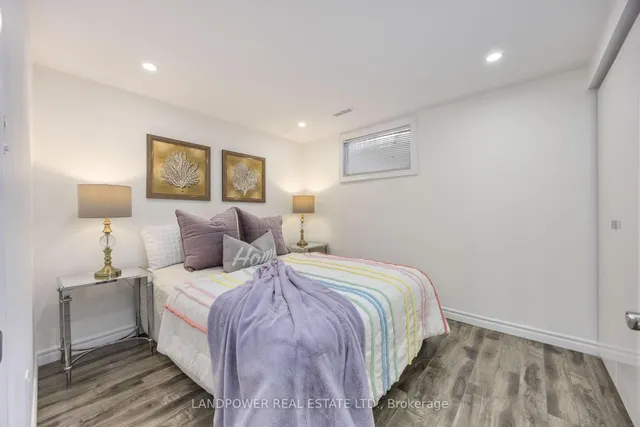 Additional image 38 of 3 Thorny Vineway