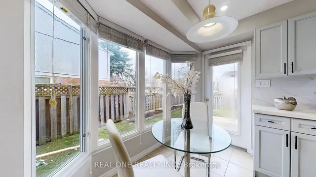 Additional image 17 of 140 Belinda Sq