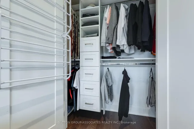 Additional image 19 of 209 Atlas Ave