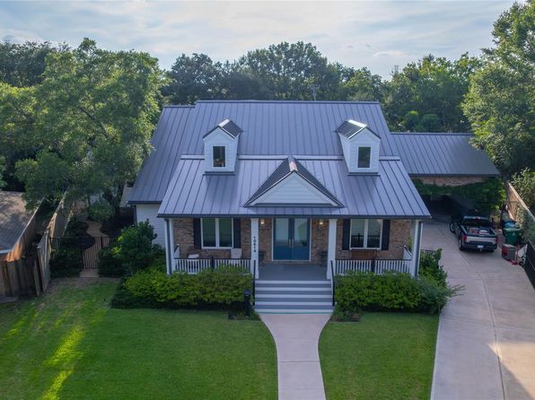 10614 Moonlight Dr, Houston, TX 77096