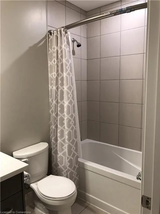 Additional image 9 of 118 King Street East St Unit 723