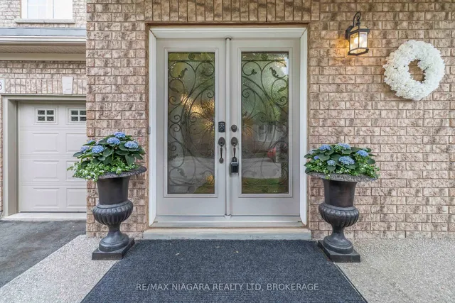 Additional image 3 of 2468 Whitehorn Dr