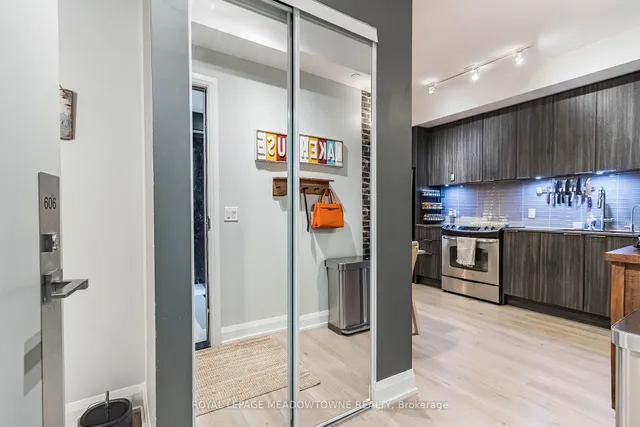 110 Marine Parade Dr Unit 606