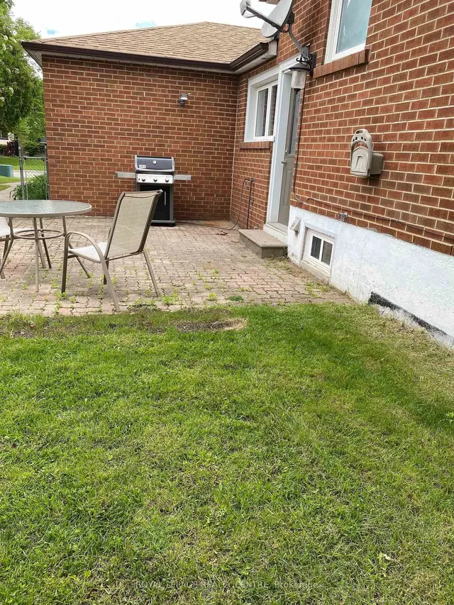 Additional image 30 of 35 Aintree Cres