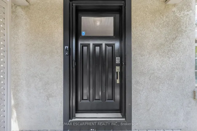 Additional image 7 of 20 TUCKETT St