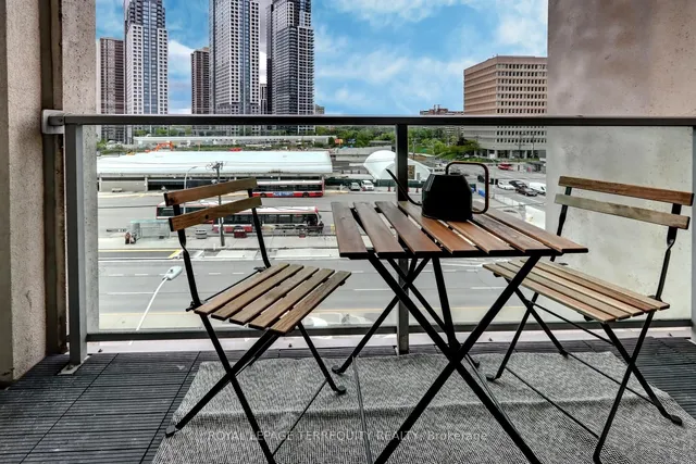 Additional image 23 of 3391 Bloor St Unit 514