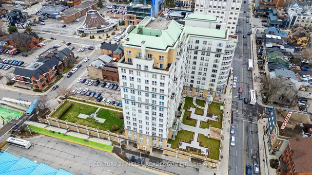 Additional image 3 of 135 James St Unit 315