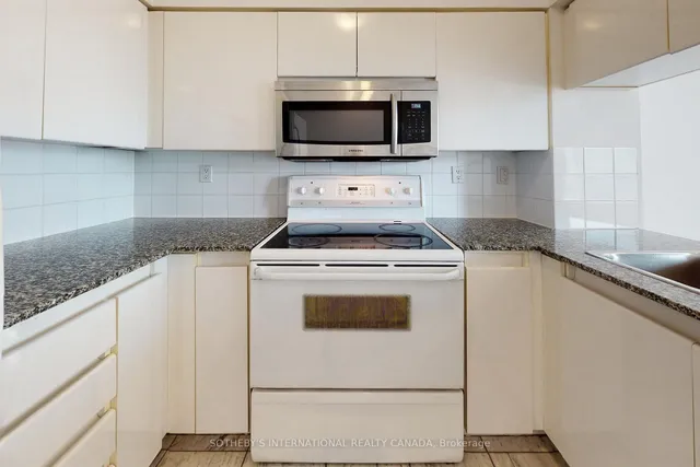 Additional image 11 of 228 Queens Quay Unit 1005