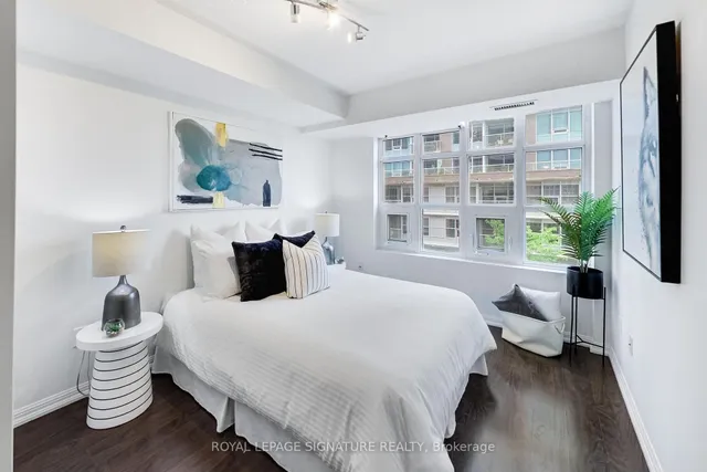 Additional image 20 of 65 East Liberty St Unit 501