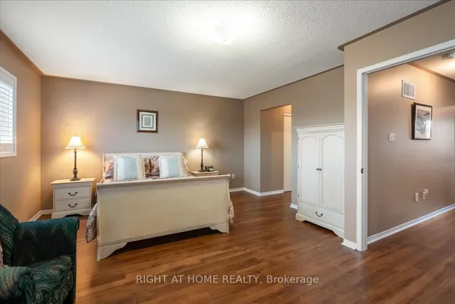 Additional image 12 of 24 Suncrest Dr