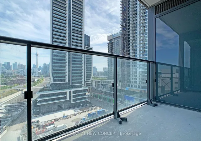 Additional image 13 of 19 Western Battery Rd Unit 1020