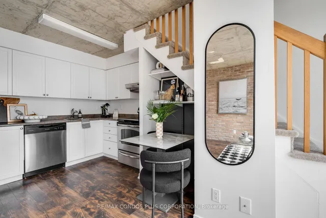 Additional image 9 of 1029 King St Unit 1001