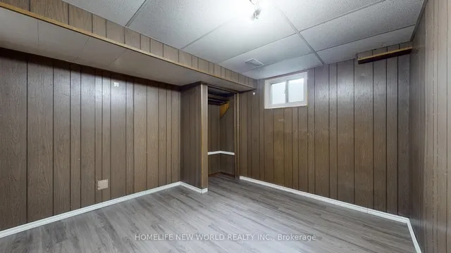 Additional image 23 of 6 Snowhill Cres