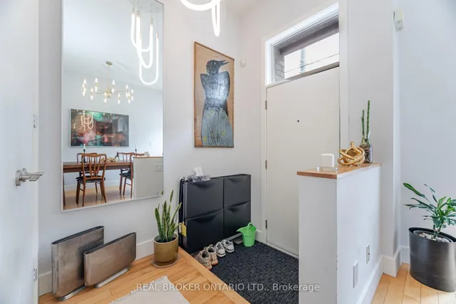 Additional image 2 of 476 King St