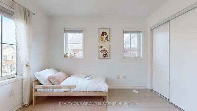 Additional image 11 of 2557 Sixth Line Unit 10