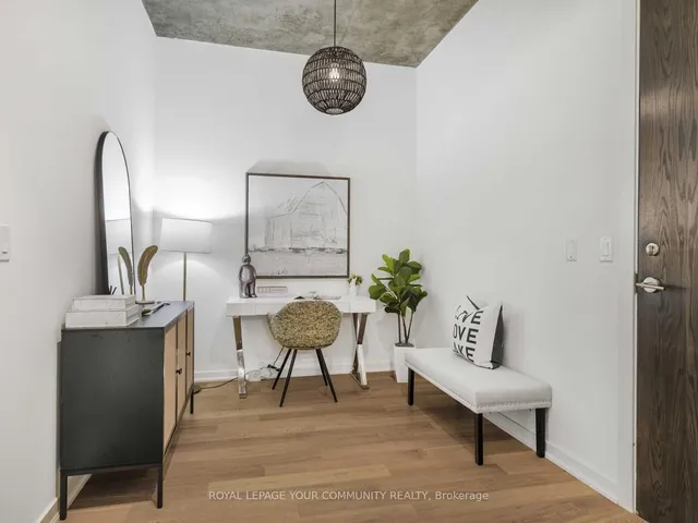 Additional image 28 of 19 Brant St Unit 505