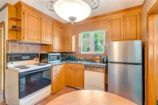 Additional image 29 of 41 Mcnab Blvd