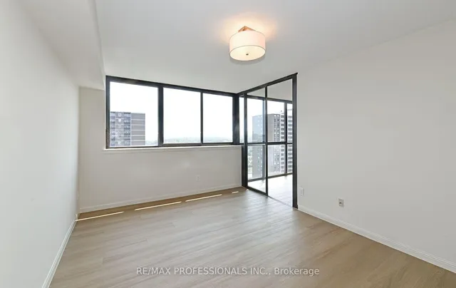 Additional image 9 of 40 Richview Rd Unit 1605