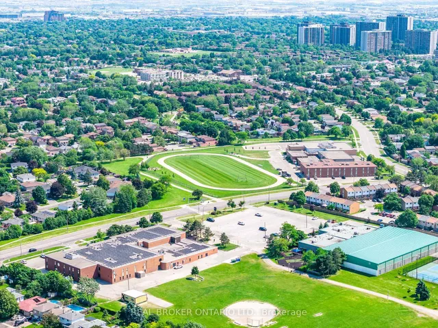 Additional image 38 of 34 Greenbriar Rd