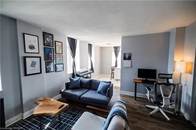 Additional image 8 of 36 James St Unit 1405