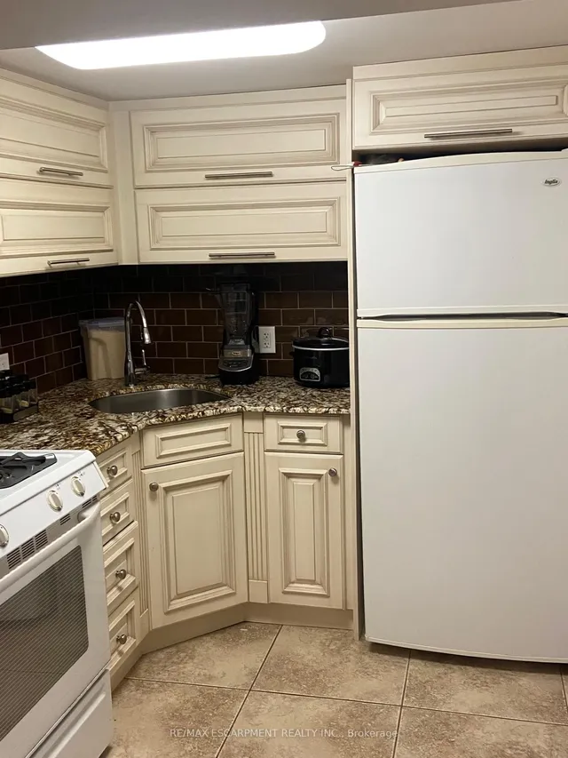 Additional image 43 of 199 Kimberly Dr