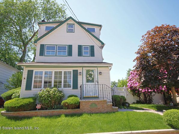 48 Markham Pl, Staten Island, NY 10314