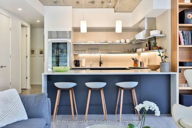 Additional image 16 of 10 Morrison St Unit 305