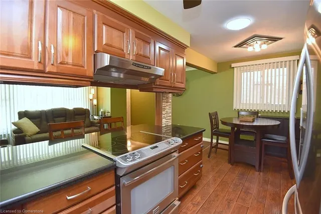 Additional image 18 of 100 Whitney Ave