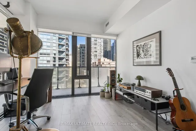 Additional image 13 of 161 Roehampton Ave Unit 601