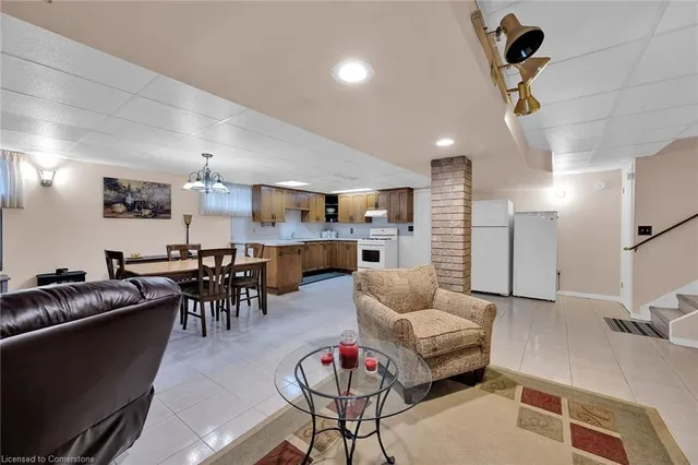 Additional image 25 of 24 Pheasant Pl