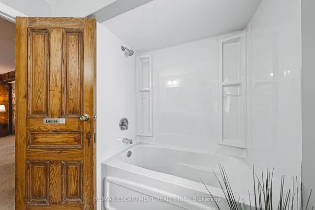 Additional image 12 of 110 Freelton Rd