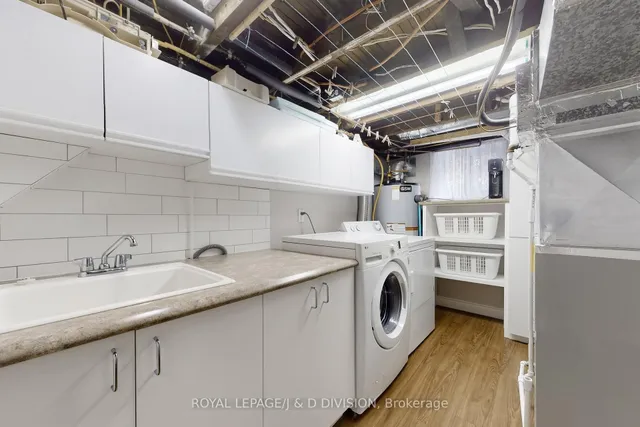 Additional image 31 of 28 Henry St