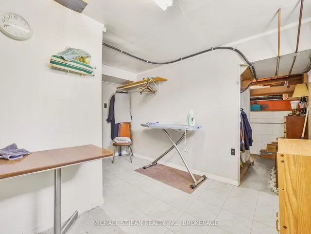 Additional image 29 of 82 Deschene Ave