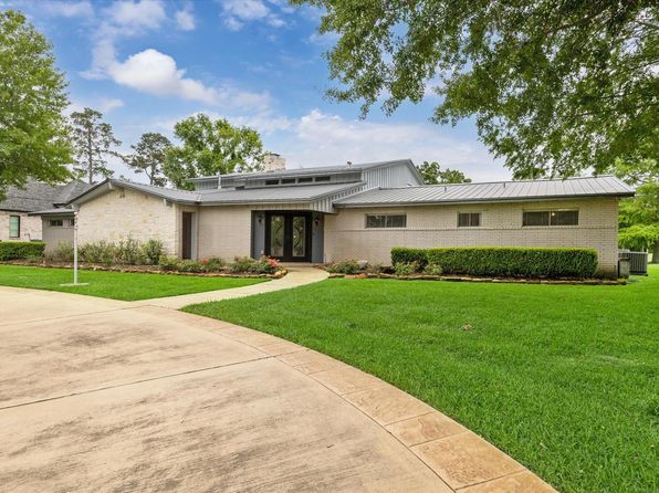 14303 Bonney Brier Dr, Houston, TX 77069