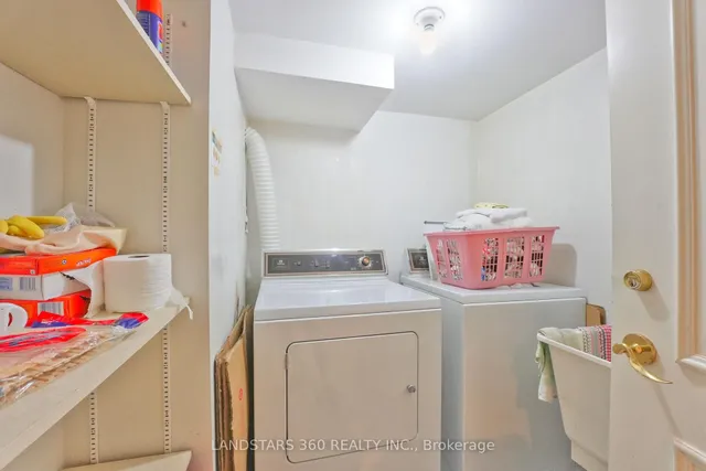 Additional image 41 of 3 Shady Oaks Cres