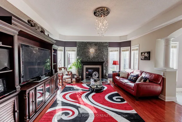 Additional image 17 of 26 Louvain Dr