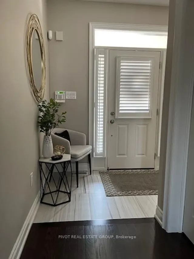 Additional image 3 of 1292 Clarriage Crt