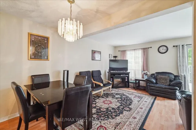 Additional image 2 of 44 Chester Le Blvd Unit 22