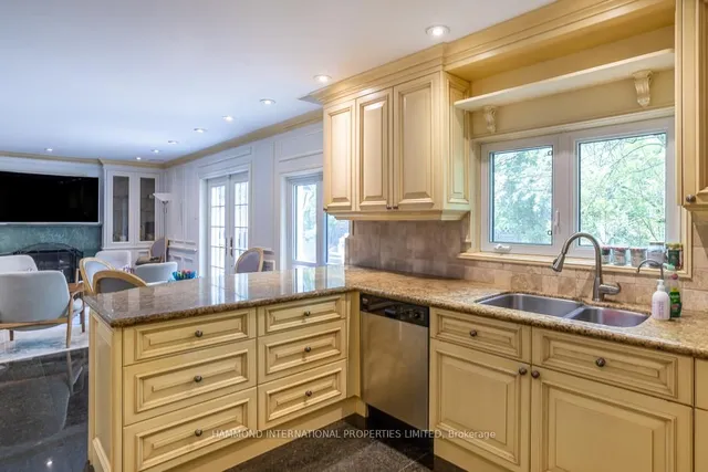 Additional image 23 of 88 Old Colony Rd