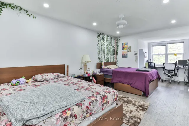 Additional image 17 of 242 George St