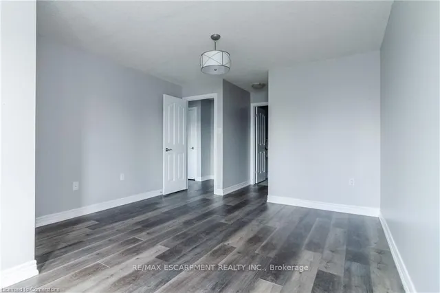 Additional image 6 of 515 North Service Rd Unit 56